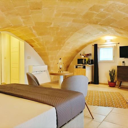 Domus Santi Medici Affittacamere Massafra Exterior foto